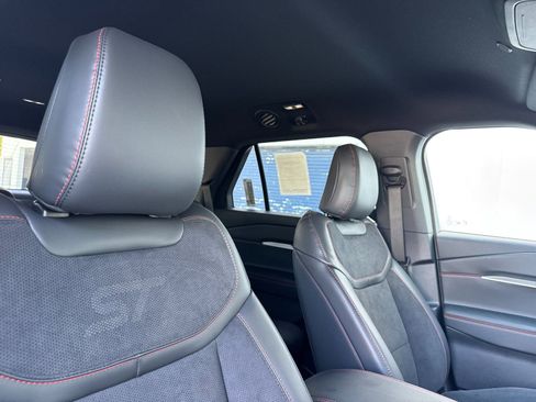 New 2025 Ford Explorer ST image 17