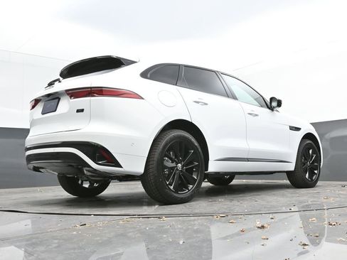 New 2026 Jaguar F-PACE R-Dynamic S image 33