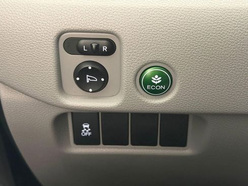 Used 2017 Honda Pilot EX-L image 19