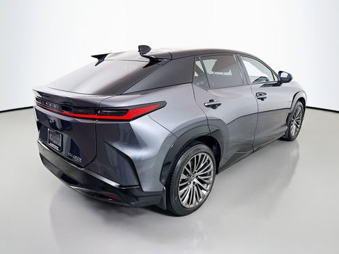Used 2023 Lexus RZ 450e Premium w/ Accessory Package (2T) image 7