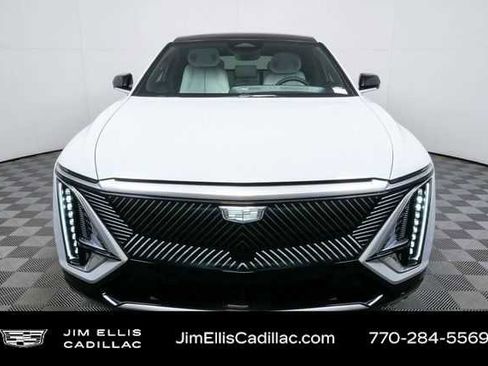 New 2026 Cadillac Lyriq Premium Luxury image 33