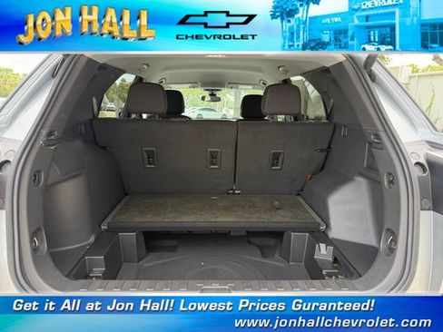 Used 2024 Chevrolet Equinox LT FWD image 11