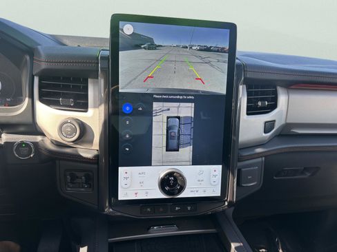 Used 2024 Ford Expedition Timberline image 24