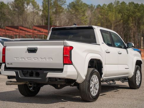 Used 2024 Toyota Tacoma SR5 image 7