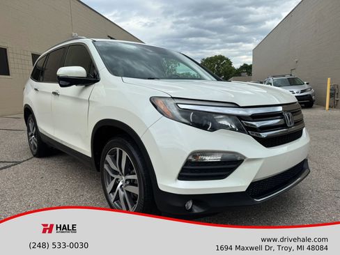 Used 2016 Honda Pilot Touring image 1