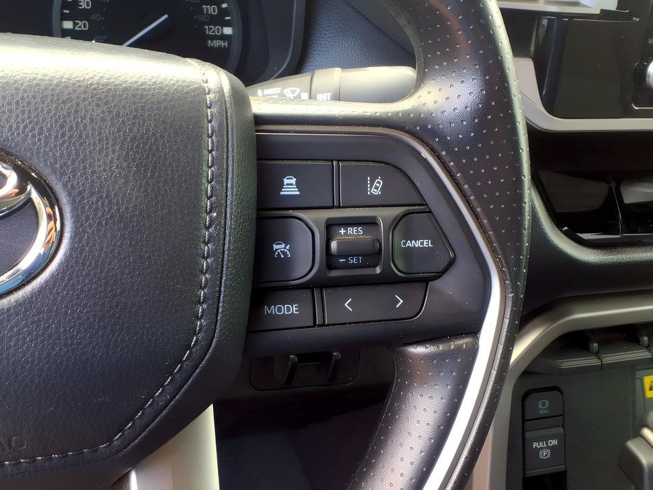 Used 2025 Toyota Tundra SR5 AWD/4WD image 26