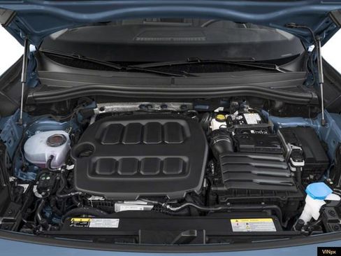 New 2026 Volkswagen Tiguan SE image 11