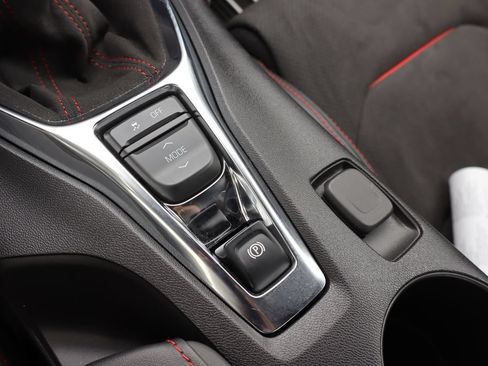 Used 2022 Chevrolet Camaro ZL1 RWD image 11