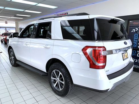 Used 2019 Ford Expedition XLT image 8
