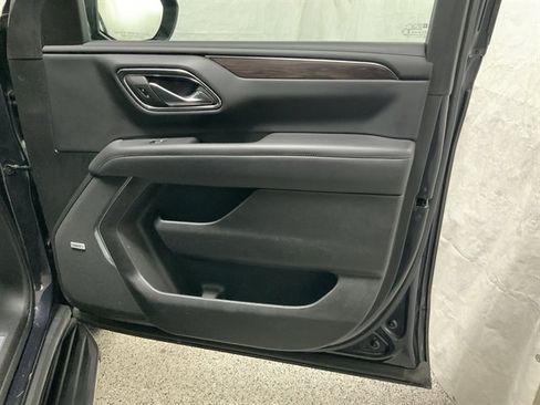 Used 2022 Chevrolet Tahoe LT w/ Luxury Package image 24