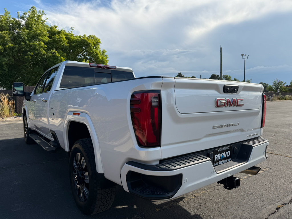 Used 2024 GMC Sierra 3500 Denali w/ Denali Reserve Package AWD/4WD image 6