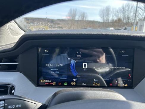 New 2027 Chevrolet Bolt RS w/ Technology Package FWD image 37