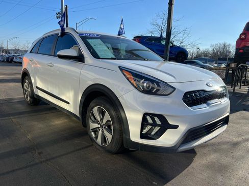 Used 2020 Kia Niro LX image 8