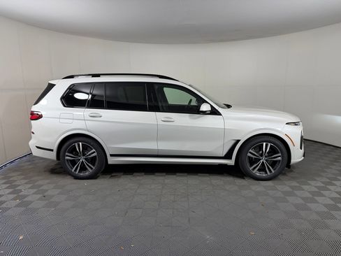 Used 2027 BMW X7 xDrive40i AWD/4WD image 8
