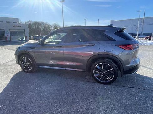Certified 2025 INFINITI QX50 Sport image 3