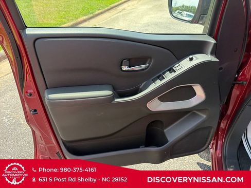Certified 2022 Nissan Frontier SV AWD/4WD image 10