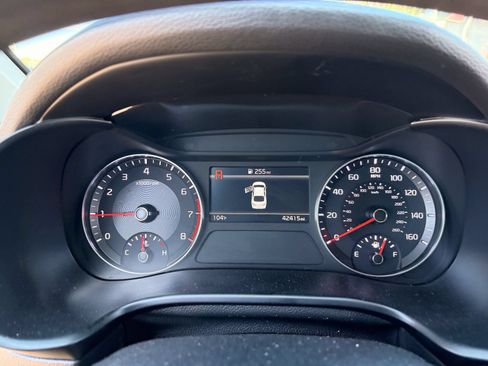 Used 2024 Kia Forte LXS w/ LXS Technology Package FWD image 29
