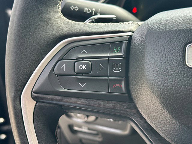 Used 2024 Jeep Grand Cherokee Limited AWD/4WD image 31