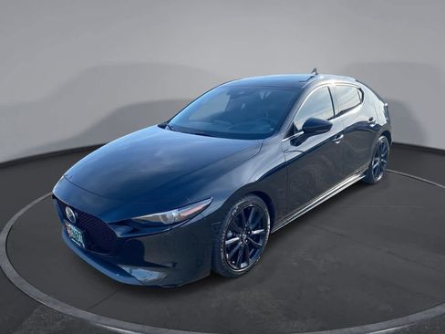 Used 2019 MAZDA MAZDA3 Hatchback w/ Premium Package image 1