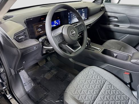 Used 2026 Nissan Kicks SV FWD image 23