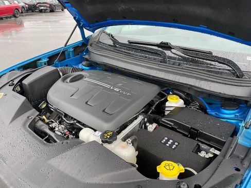 Used 2020 Jeep Cherokee Trailhawk w/ Cold Weather Group image 32