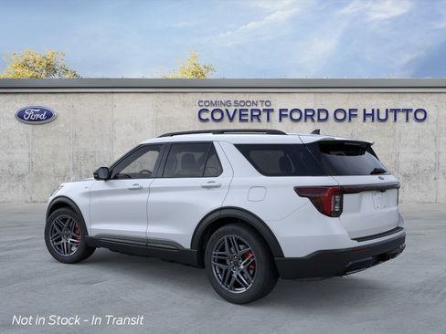 New 2026 Ford Explorer ST-Line w/ ST-Line Street Pack RWD image 4