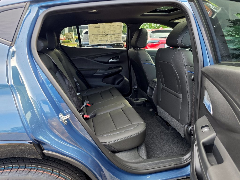 New 2026 Buick Envista Sport Touring w/ Convenience I Package FWD image 27
