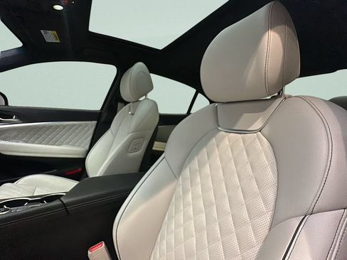 Certified 2025 Genesis G70 3.3T Advanced w/ Sport Prestige Package AWD/4WD image 11