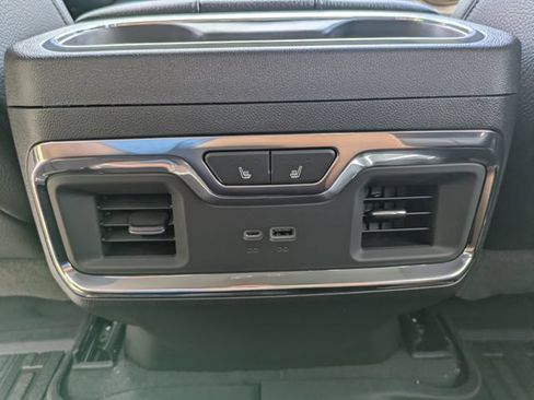 New 2026 GMC Sierra 2500 Denali w/ Denali Reserve Package AWD/4WD image 15