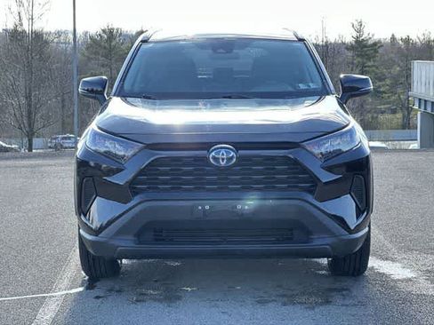 Used 2022 Toyota RAV4 LE image 26