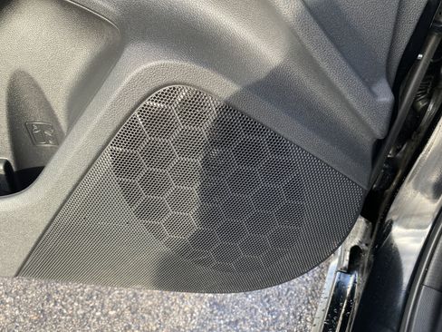 Used 2023 Subaru Crosstrek 2.0i image 29