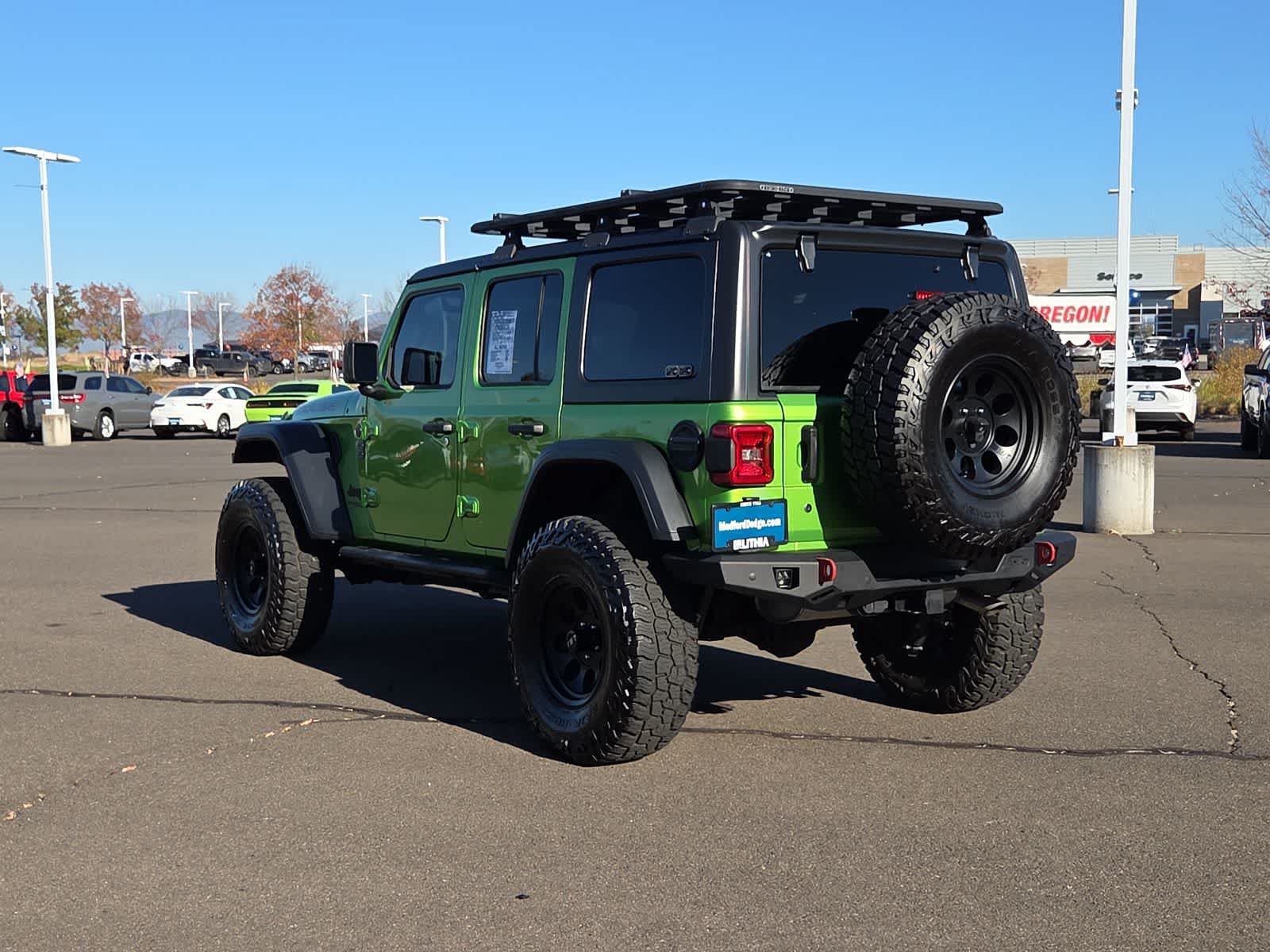 Used 2018 Jeep Wrangler Unlimited Rubicon AWD/4WD image 12