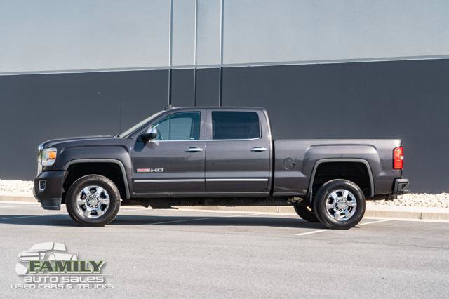Used 2016 GMC Sierra 2500 SLT w/ All-Terrain HD Package AWD/4WD image 4