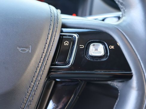 Used 2021 Lincoln Aviator 2WD w/ Elements Package image 27