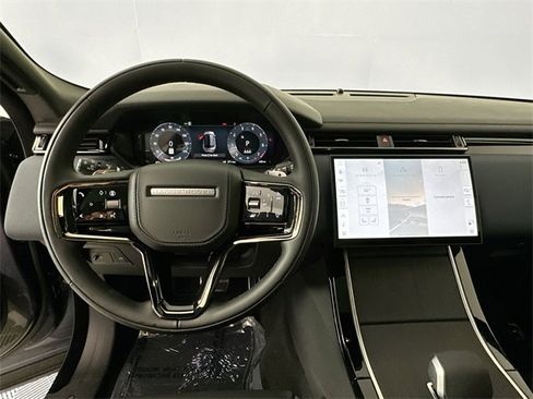 Used 2026 Land Rover Range Rover Velar Dynamic SE image 11