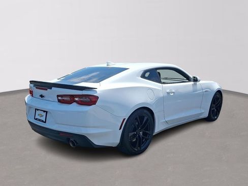 Certified 2023 Chevrolet Camaro LT w/ Technology Package RWD image 6