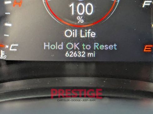 Used 2023 Dodge Charger SXT image 12