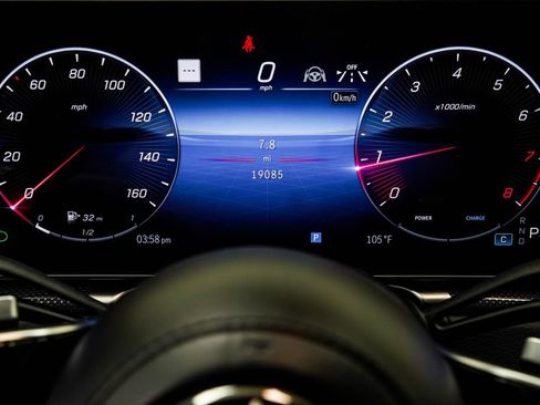Used 2022 Mercedes-Benz S 500 4MATIC w/ AMG Line Package image 34