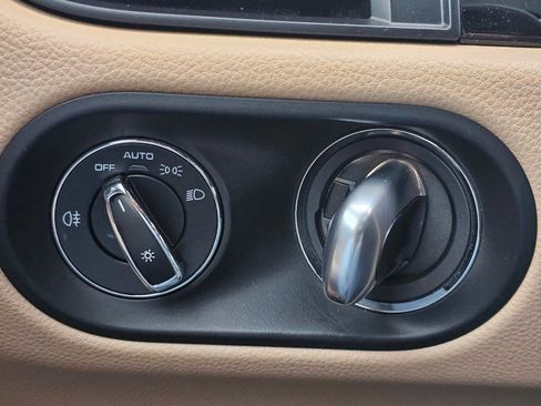 Used 2019 Porsche Macan S image 34