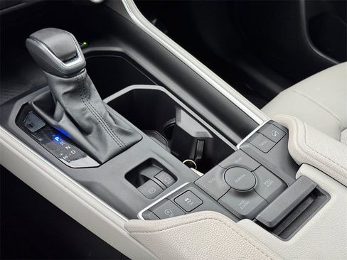 Certified 2025 Toyota Grand Highlander XLE image 27