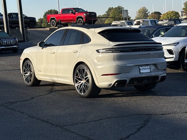 Used 2025 Porsche Cayenne GTS AWD/4WD image 11
