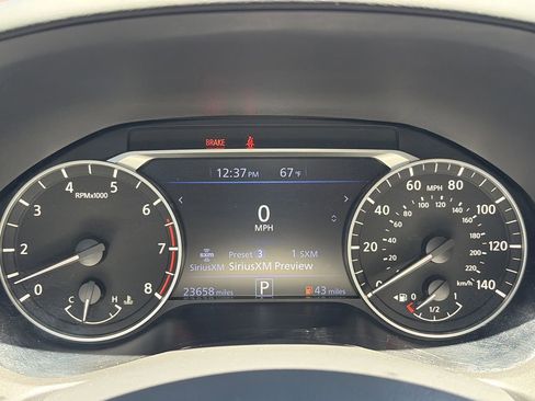 Certified 2023 Nissan Altima 2.5 SR FWD image 14