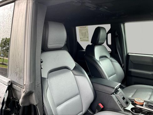Used 2024 Ford Bronco Everglades AWD/4WD image 29