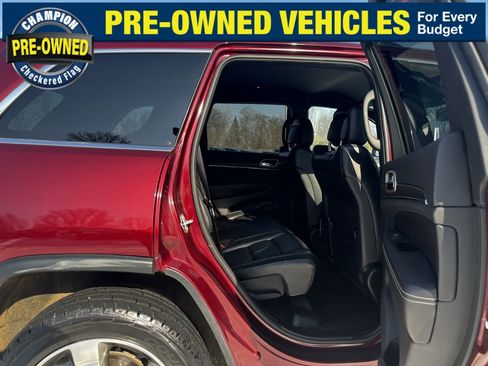 Used 2016 Jeep Grand Cherokee Limited image 31