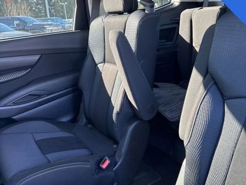Used 2025 Subaru Ascent Premium image 10