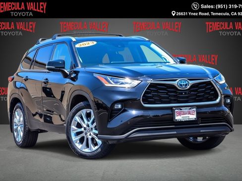 Used 2023 Toyota Highlander Limited AWD/4WD image 1