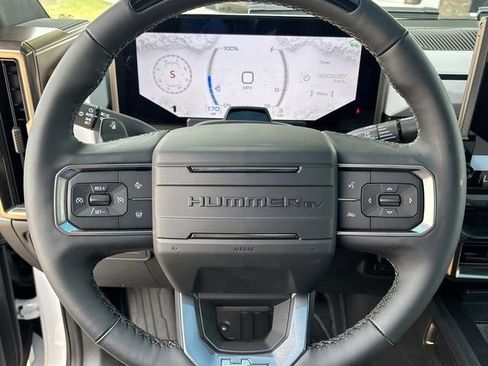 New 2025 GMC Hummer EV 2X image 11
