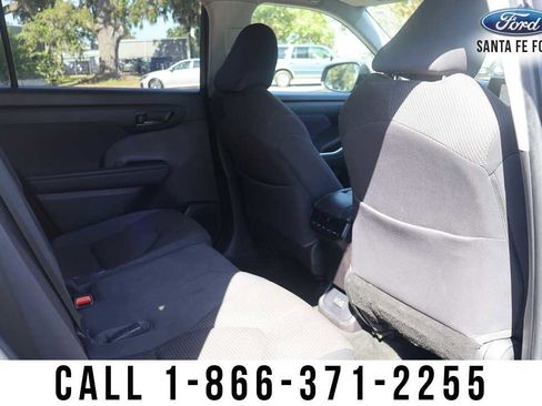 Used 2023 Toyota Highlander Platinum image 31