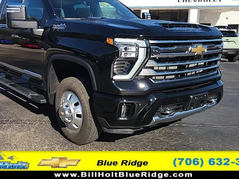 Used 2025 Chevrolet Silverado 3500 High Country w/ High Country Premium Package image 1