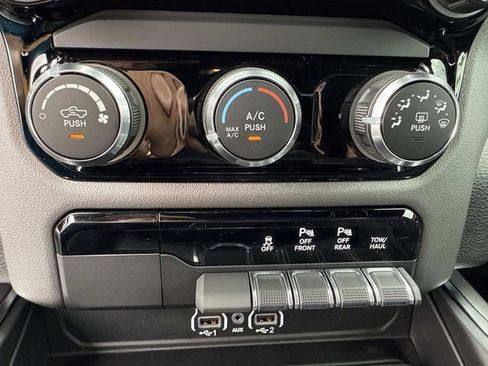 New 2025 RAM 1500 Big Horn image 26